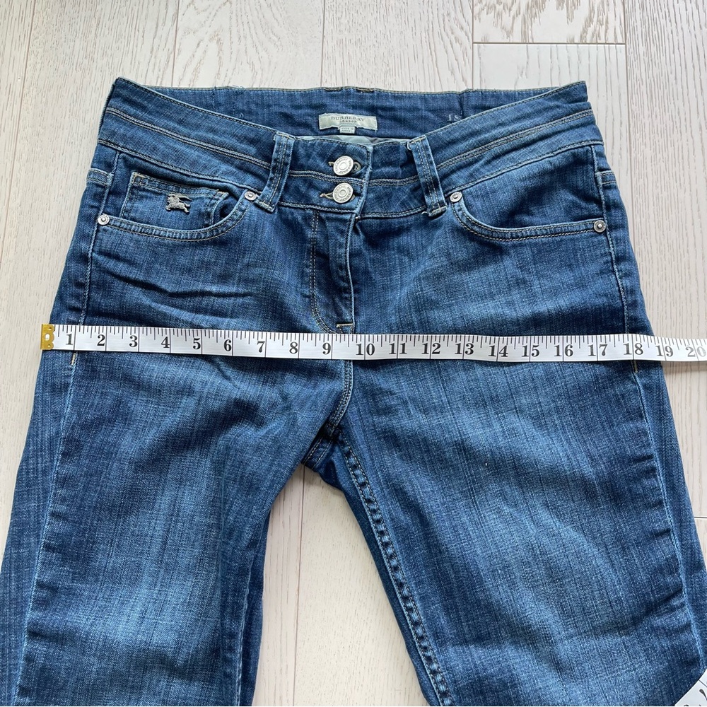 Burberry London Islington Boot Leg Blue Denim Bootcut Jeans W31 Distressed - Picture 10 of 16